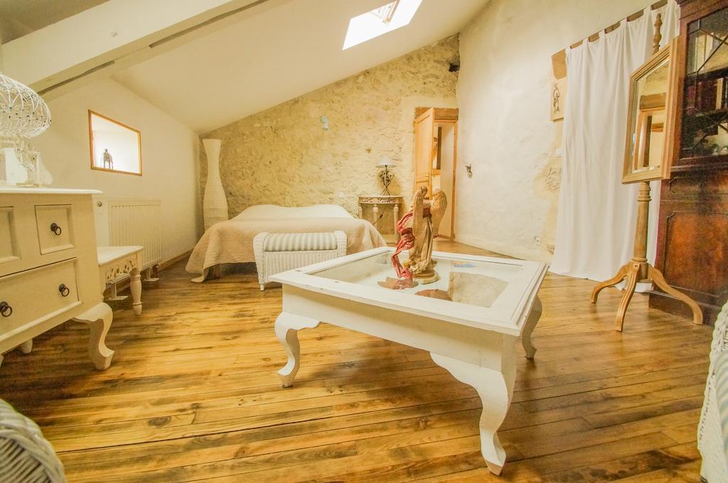 Chambres D'hotes Domaine De La Rose Des Vents Bed & Breakfast